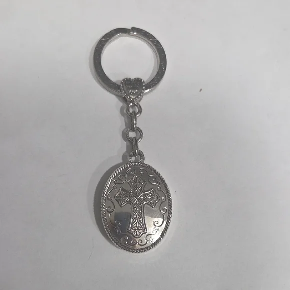 Silver Cross Oval Keychain Locket With Mirror - Picture 5 of 6